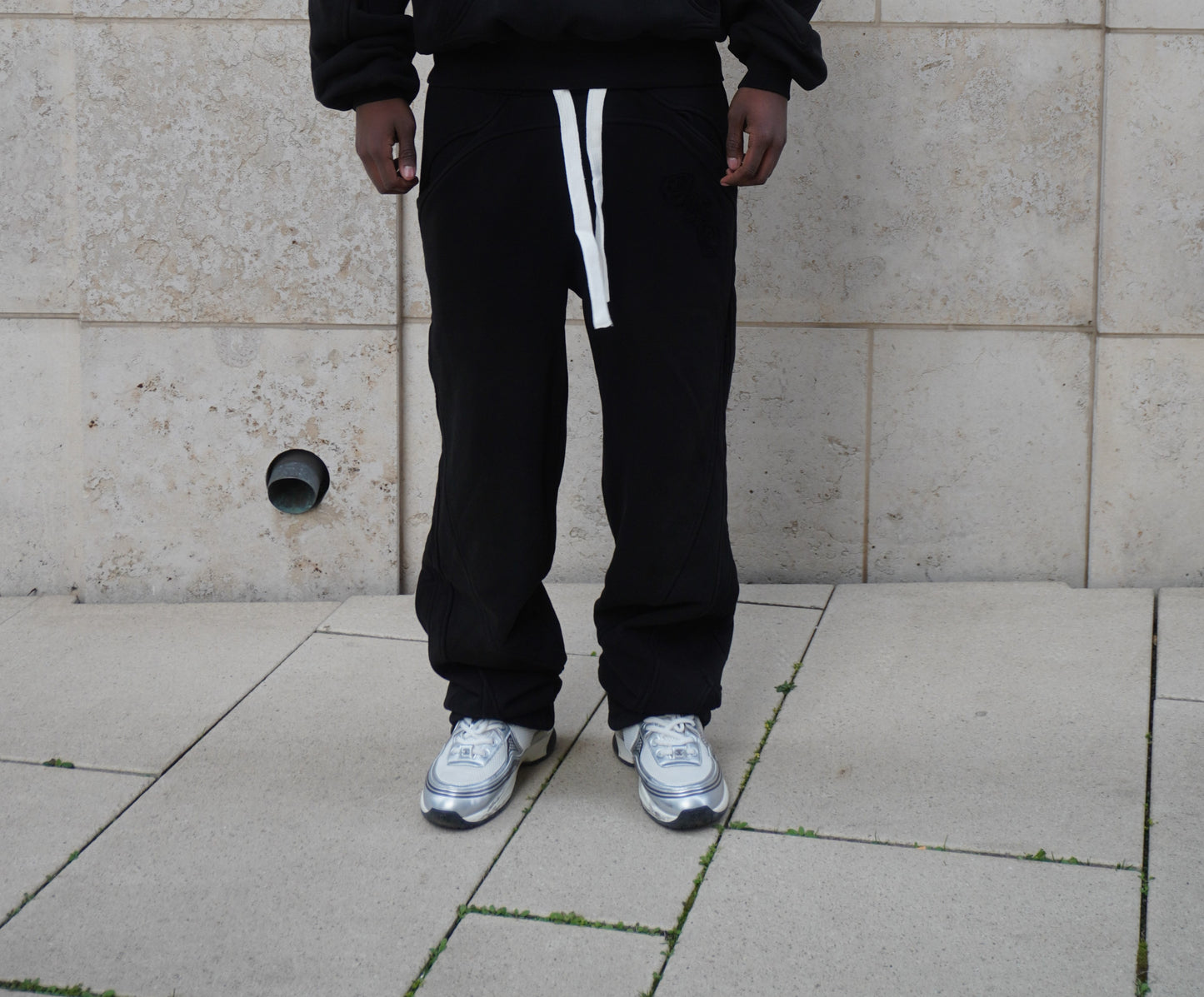WAVE JOGGER BLACK