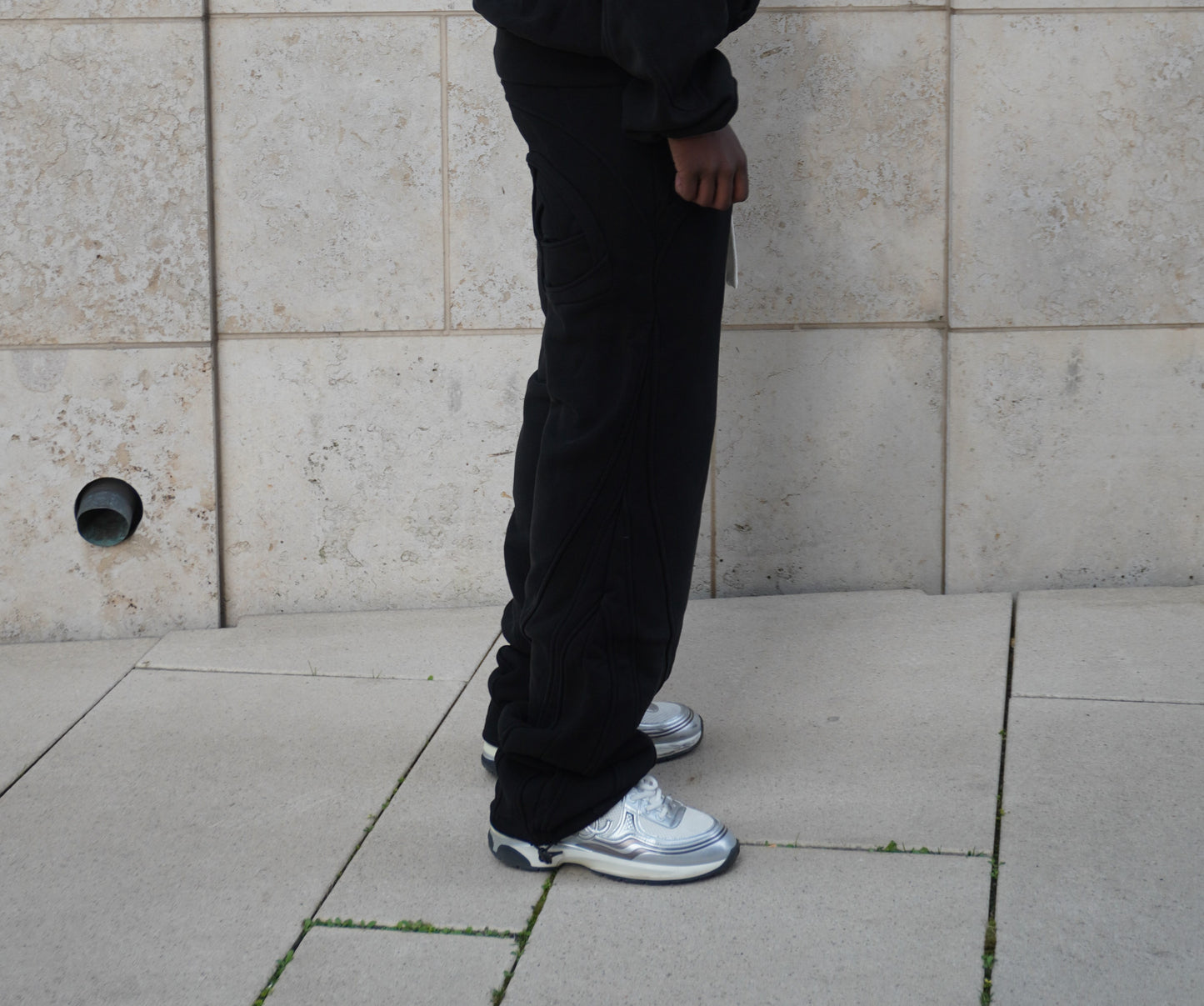 WAVE JOGGER BLACK